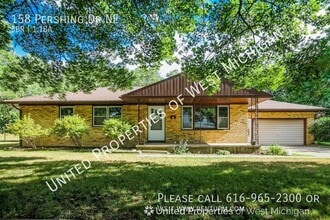 Building Photo - 158 Pershing Dr NE