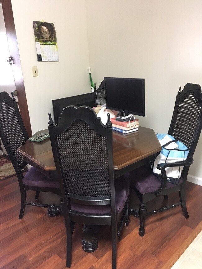 Foto del edificio - 2775 Alma St