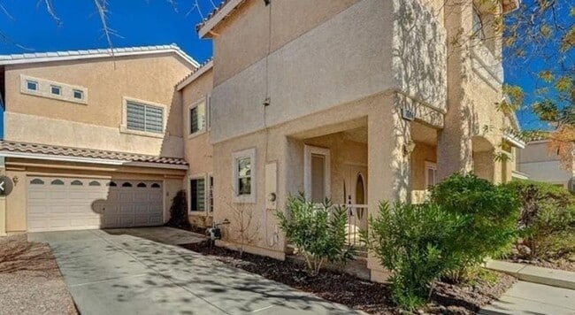 Foto del edificio - DO NOT MISS THIS CHARMING HOME! GORGEOUS 3 BEDROOM, 2 1/2 BATH!!