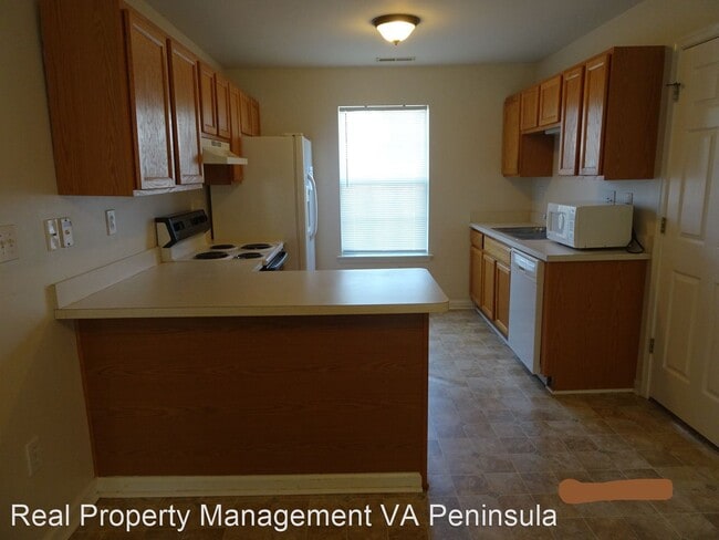 Building Photo - 3 br, 2 bath House - 335 Circuit Lane