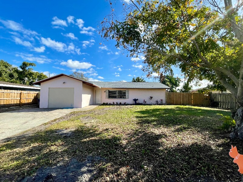 Primary Photo - 4235 S Beneva Rd