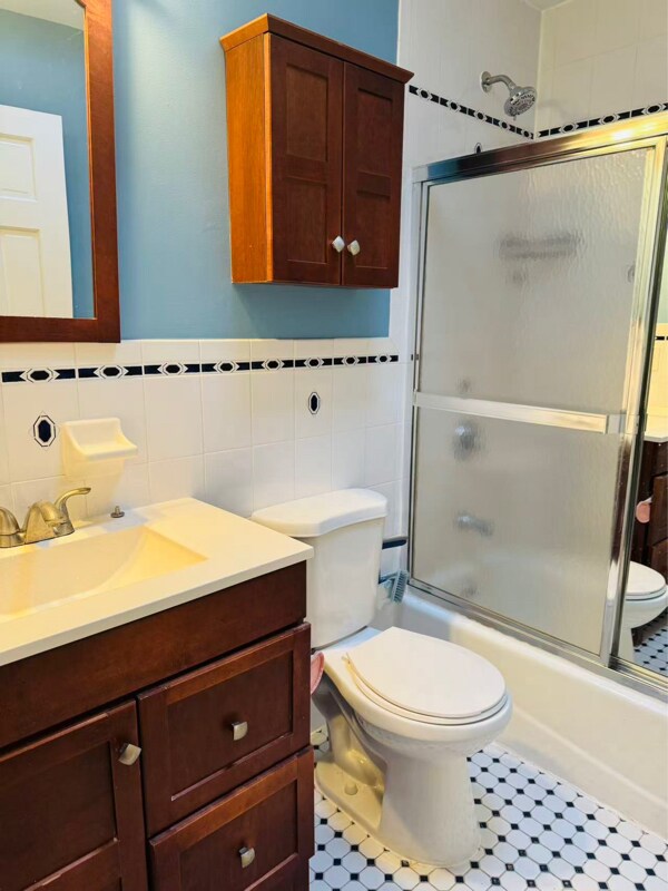 Foto del edificio - 121-25 6th Ave