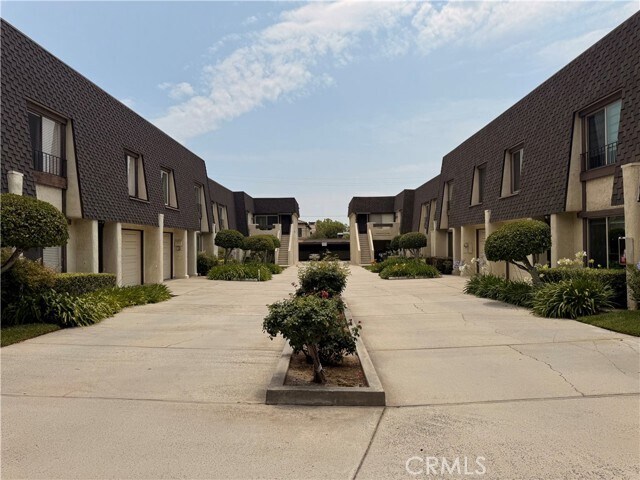 Foto del edificio - 914 Fairview Ave