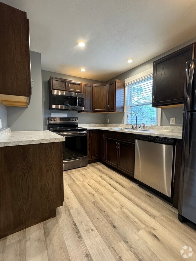 Kenmore NW Student Apartments for Rent Tonawanda, NY 2 Rentals