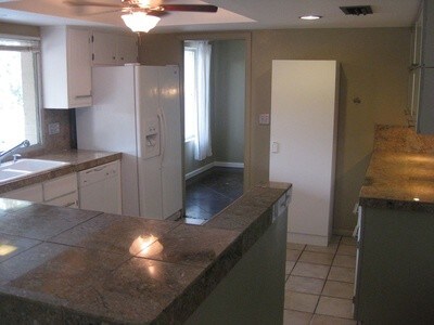 Building Photo - 4801 S Kachina Dr