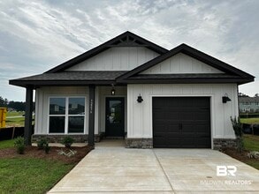 Building Photo - 32236 Revere Dr
