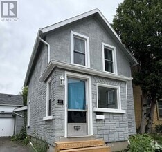 Building Photo - 107 Bethune St