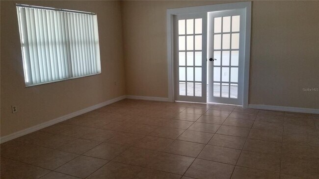 Foto del edificio - 931 Cedar Cir
