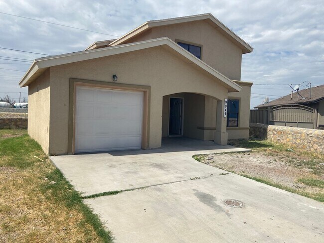 Building Photo - HOME FOR RENT IN HORIZON SOCCORO