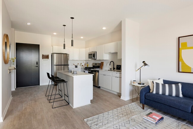 Building Photo - Beyond Woodbury