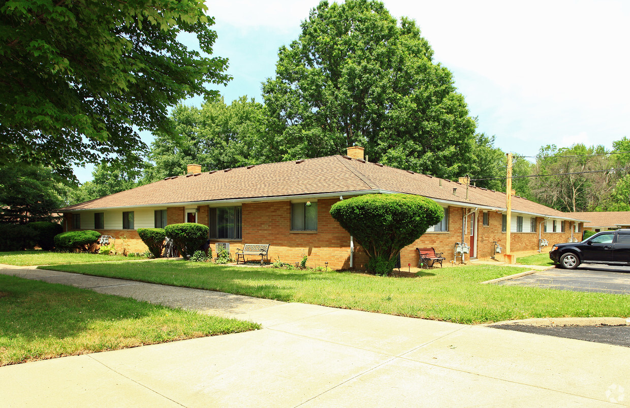 Primary Photo - Mayberry Ranch Apartments