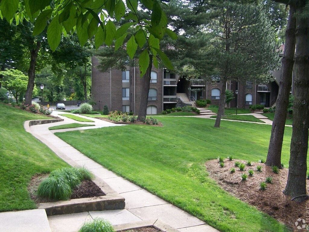 The Commons at Cowan Boulevard Rentals Fredericksburg, VA