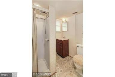 Foto del edificio - 6509 Old Chesterbrook Rd