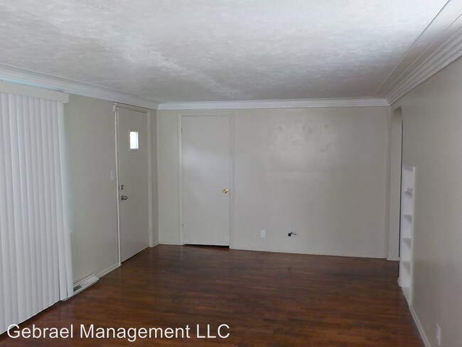 Building Photo - 1490 Maria St
