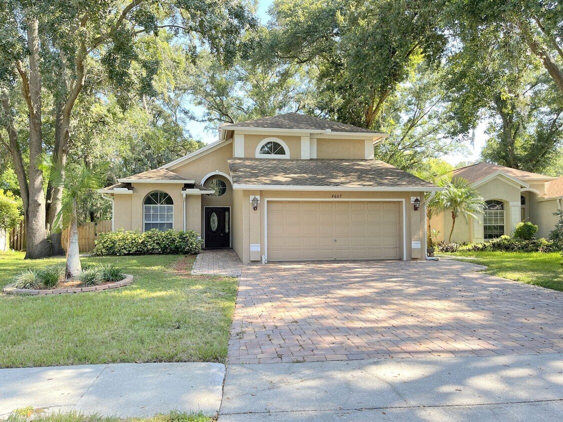 Great 3BR/2.5 BA two story Carrollwood are... House Rental in Tampa