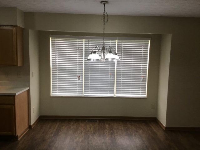 Building Photo - 8966 Coral Canyon Circle