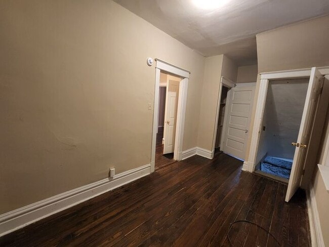 Building Photo - Spacious Four Bedroom, Two Bath House for ...