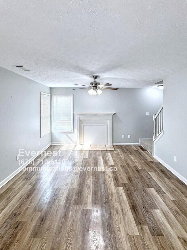 Foto del edificio - 1605 Brook Ln