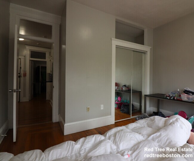 Foto del edificio - 465 Park Dr