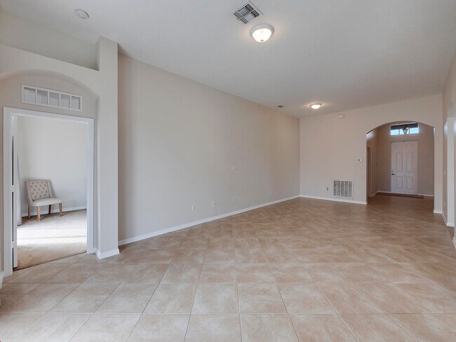 Building Photo - 9563 SW Flowermound Cir
