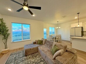 Building Photo - 2886 Red Velvet Ln