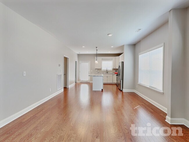 Foto del edificio - 1363 Coates Ln