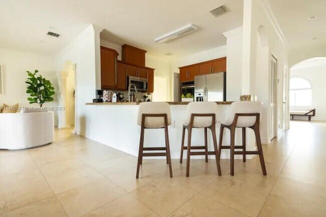 Foto del edificio - 15566 SW 13TH Ter