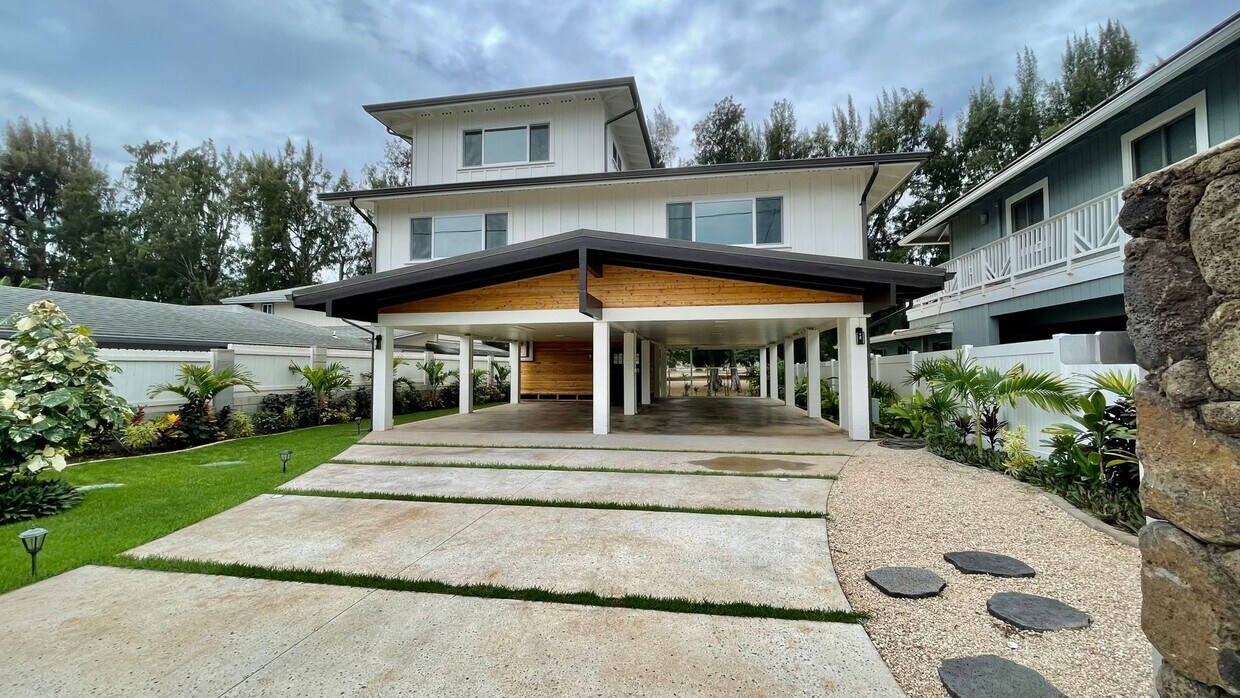 Foto principal - FULLY FURNISHED, STUNNING, BRAND NEW CONST...