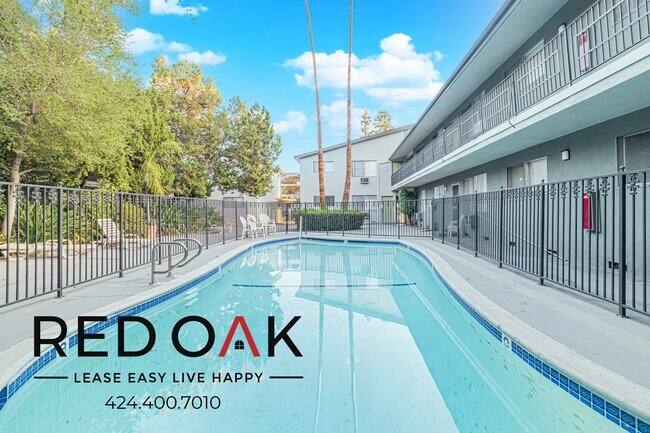 Foto del edificio - 12737 Moorpark St