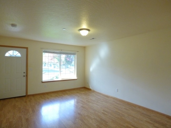 Foto del diseño de interior - 25160 E Broadway