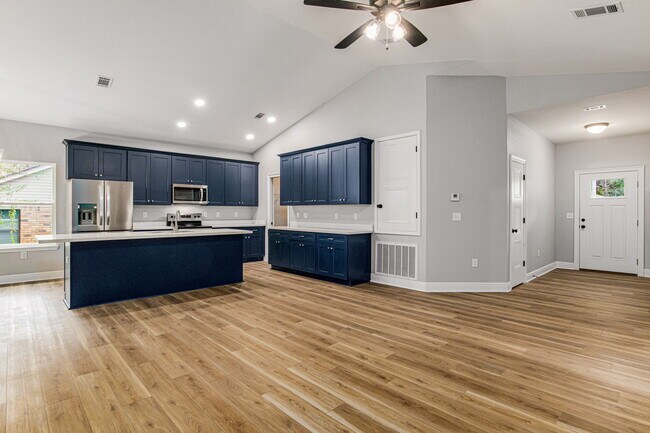 Foto del edificio - 7684 Old Hickory Dr