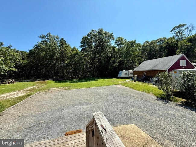 Foto del edificio - 155 Wells Mills Rd