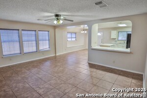 Foto del edificio - 7811 Bypass