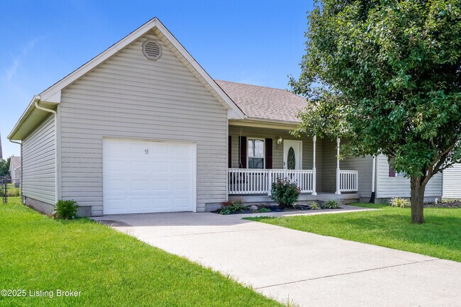 Foto del edificio - 311 Tyler Pkwy