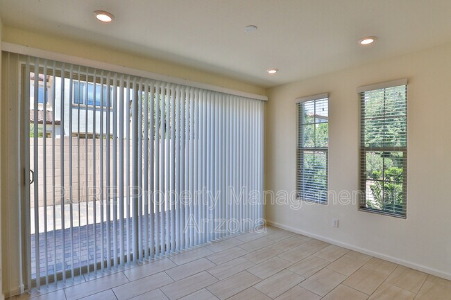 Foto del edificio - 3113 S Scarlet Ln