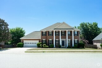 Building Photo - 724 Avrett Cir