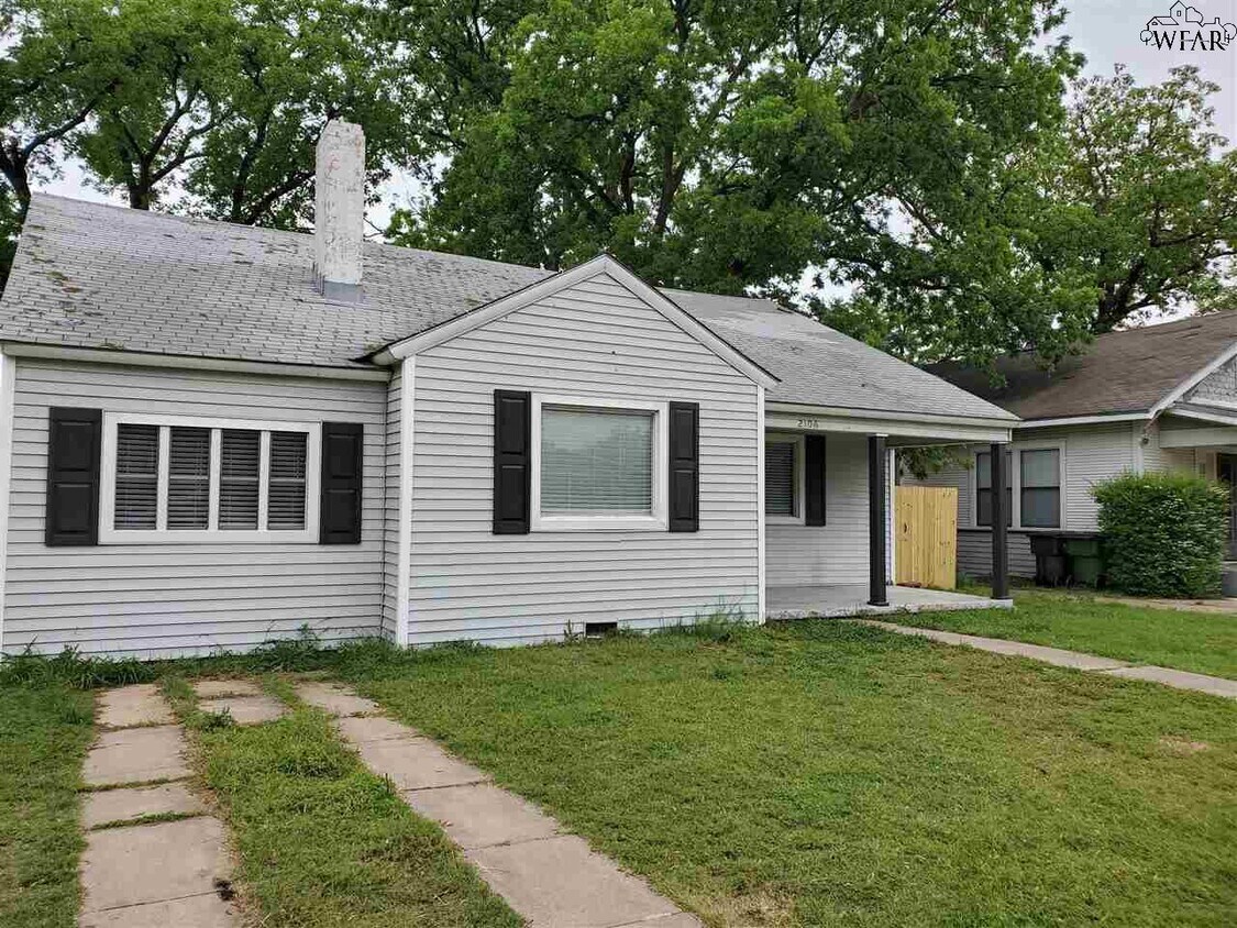 Primary Photo - 2106 10th St