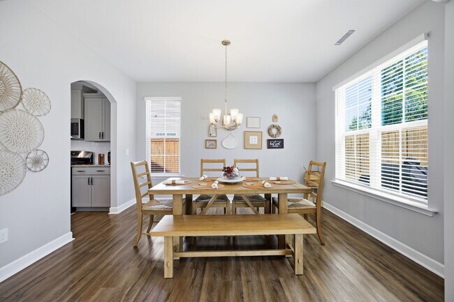 Foto del edificio - 450 Hawksbill Dr