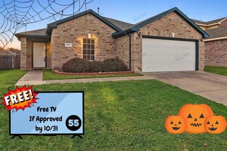 Building Photo - 7808 Salton Ln
