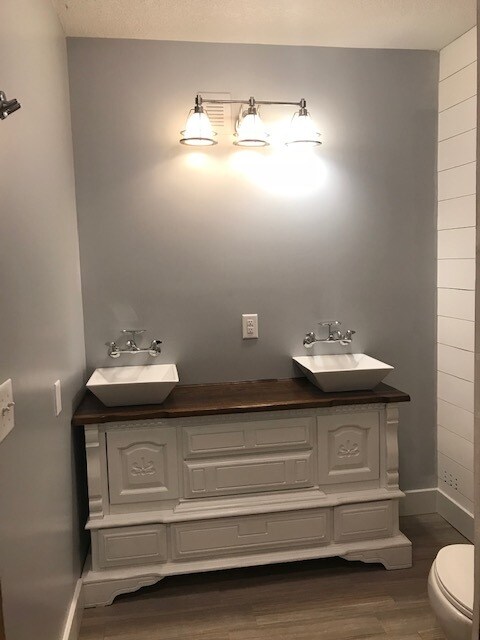 Foto del edificio - 918 South Westnedge Avenue