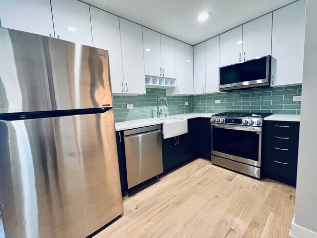 Foto del edificio - 5256 W 63rd Pl