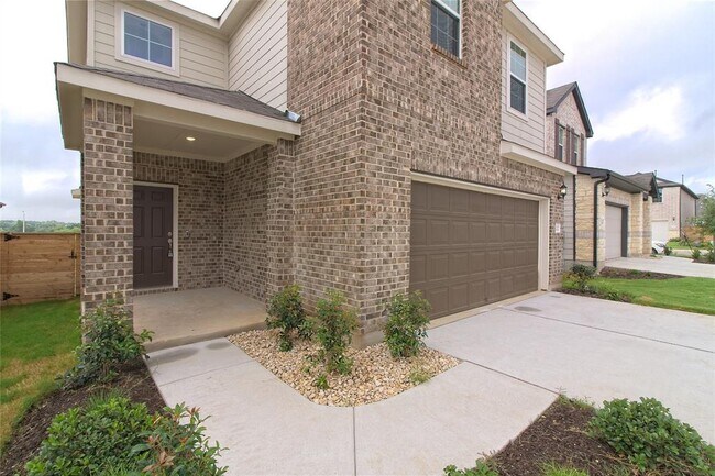 Building Photo - 212 Turnbuckle Bnd
