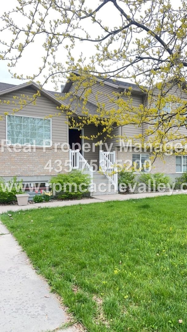 Building Photo - 302 W 3300 S