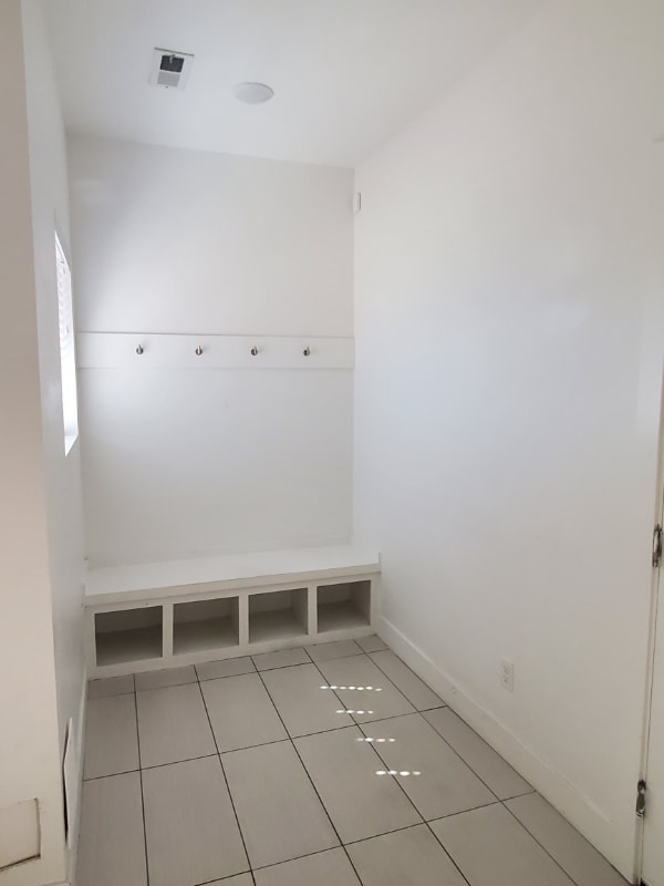 Foto del edificio - 2186 525 W