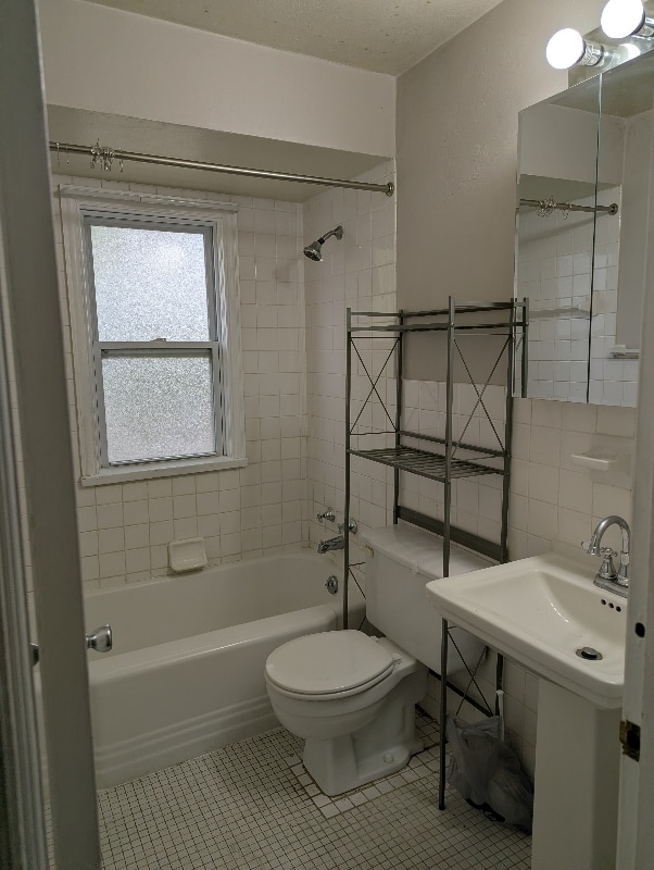 Building Photo - 6147 Garfield Ave