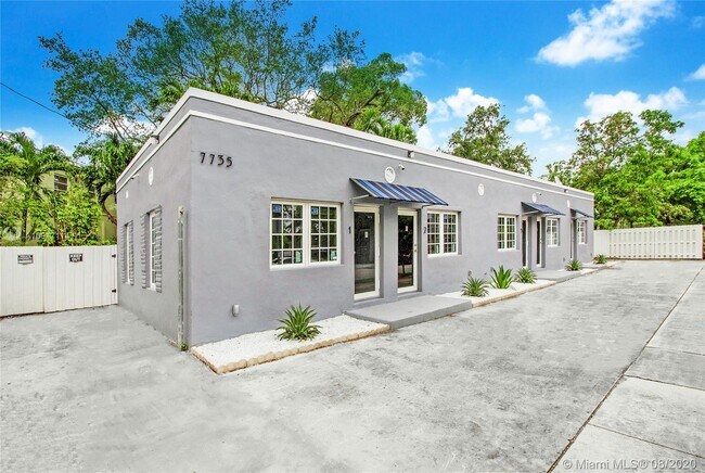 Building Photo - 7735 NE 4th Ct