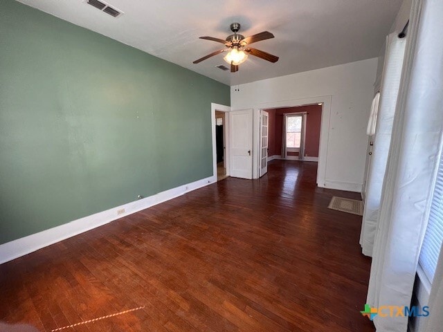 Foto del edificio - 163 N Sycamore Ave