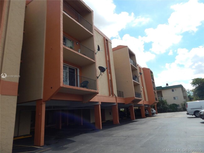 Foto del edificio - 6780 W 2nd Ct