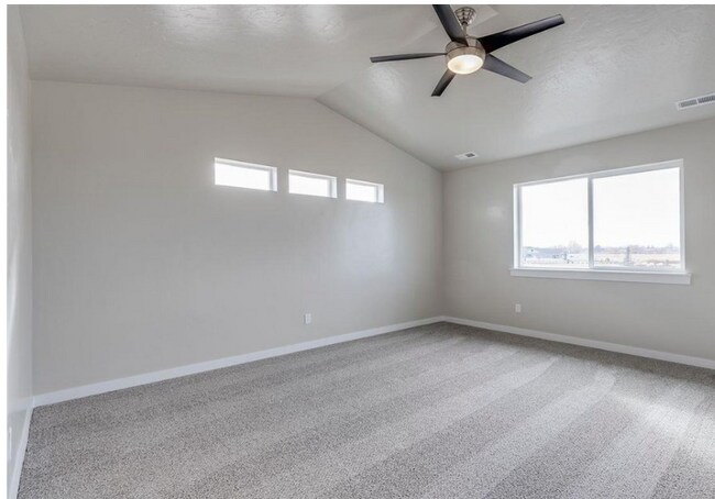 Building Photo - 949 N Synergy Ln