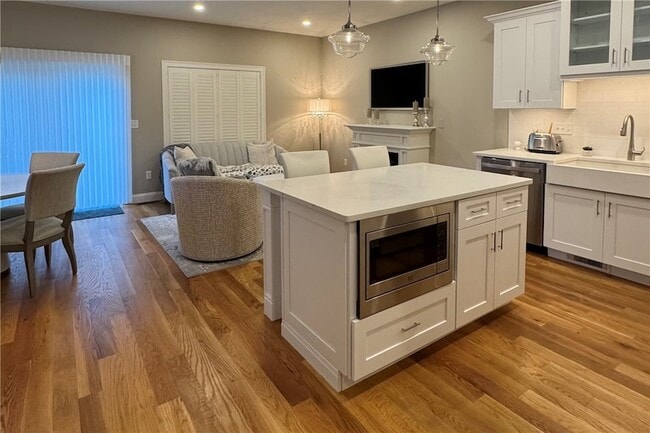 Building Photo - 25 Franklin Rd